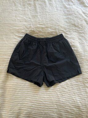 Doing Things 2.5" Short, Size S, Black